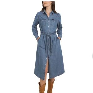 NWT 🤍 Wrangler Denim Blue Dress